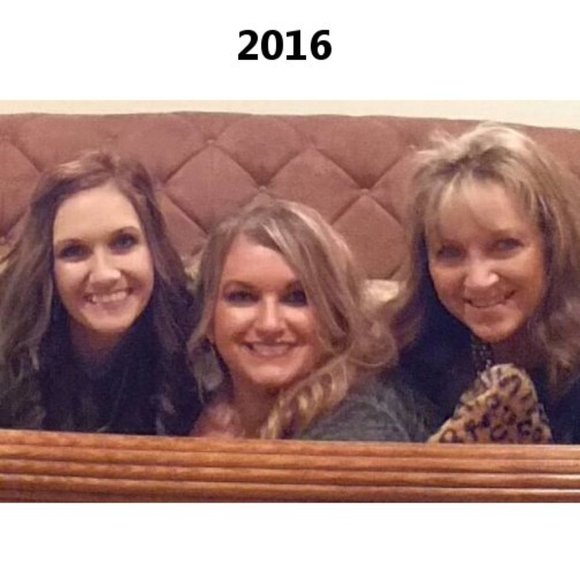 Meet your Posher, Cindy - Picture 6 of 13